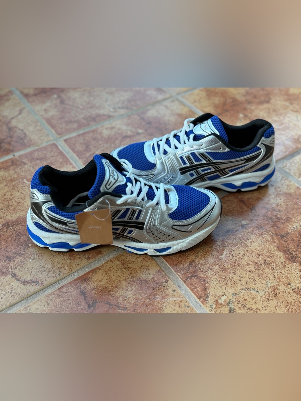 Size 10 Men’s And Women’s 11.5 - Asics Gel Kayano 14 White and Royal Blue